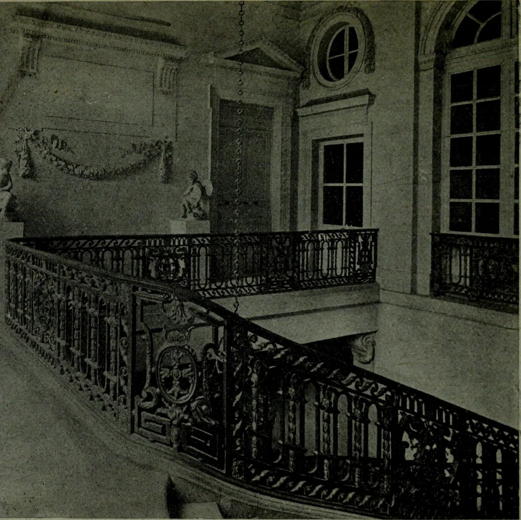An illustration from Le style Louis XVI : ouvrage orne de 160 gravures environ, 1900, leaf 46