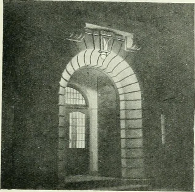 An illustration from Light and lighting, 1908, leaf 544