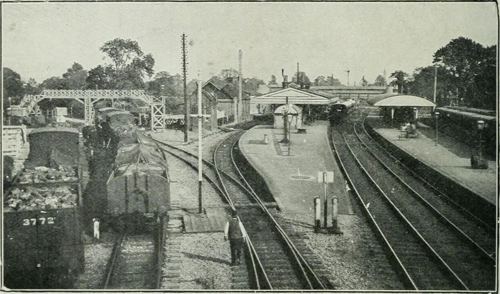 An illustration from Light and lighting, 1908, leaf 87