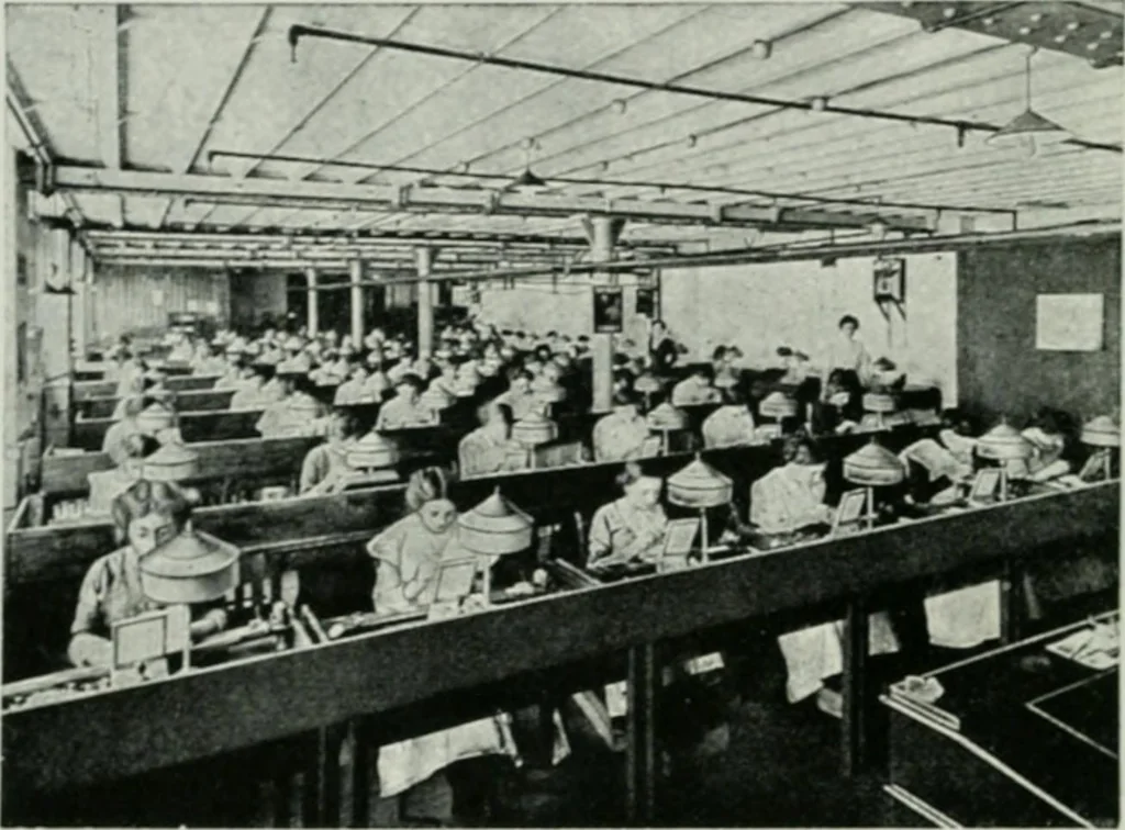 An illustration from Light and lighting, 1908, leaf 547