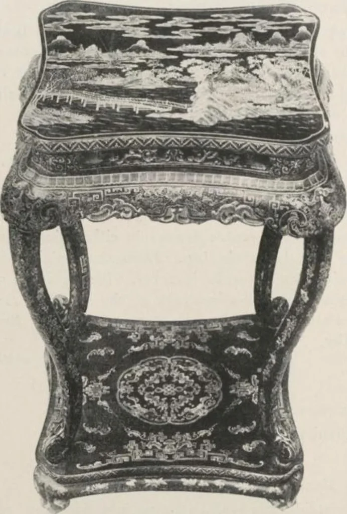 An illustration from Illustrated catalogue of the furniture and embellishments from the Imperial Palace, Pekin, exquisitely wrought gold ornaments from the ceremonial crowns of the former Emperor and Empress of China and numerous other objects of antiquity and distinctive artistic excellence, recently acquired by the firm of Messrs. Yamanaka & Company, New York, Japan, China [electronic resource] : to be sold at unrestricted public sale on the afternoons herein stated, 1917, leaf 100
