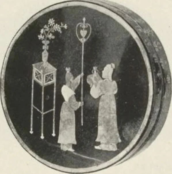 An illustration from Illustrated catalogue of the furniture and embellishments from the Imperial Palace, Pekin, exquisitely wrought gold ornaments from the ceremonial crowns of the former Emperor and Empress of China and numerous other objects of antiquity and distinctive artistic excellence, recently acquired by the firm of Messrs. Yamanaka & Company, New York, Japan, China [electronic resource] : to be sold at unrestricted public sale on the afternoons herein stated, 1917, leaf 20