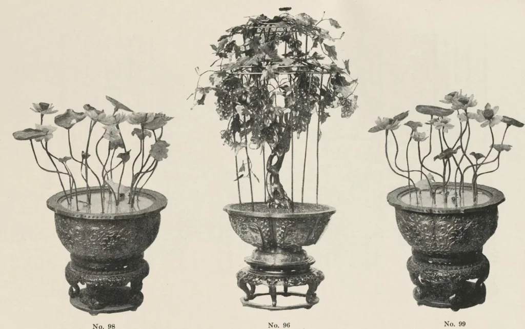 An illustration from Illustrated catalogue of the furniture and embellishments from the Imperial Palace, Pekin, exquisitely wrought gold ornaments from the ceremonial crowns of the former Emperor and Empress of China and numerous other objects of antiquity and distinctive artistic excellence, recently acquired by the firm of Messrs. Yamanaka & Company, New York, Japan, China [electronic resource] : to be sold at unrestricted public sale on the afternoons herein stated, 1917, leaf 44
