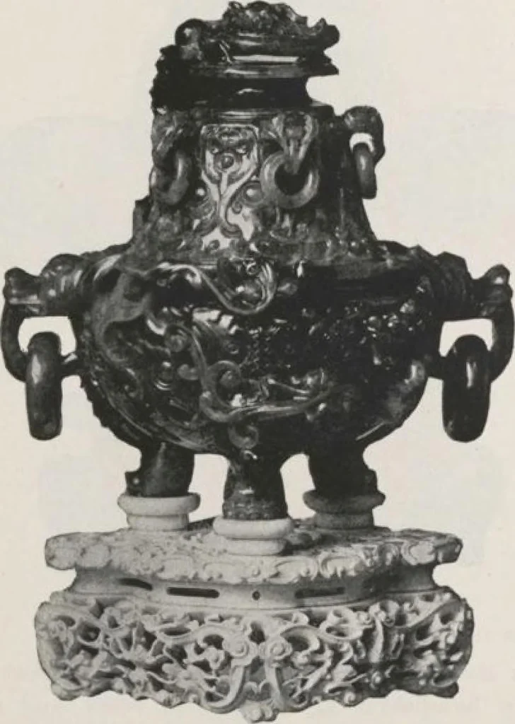 An illustration from Illustrated catalogue of the important collection of antique Chinese porcelains, Sung and Ming potteries, ancient stone sculptures, carved jades and other hard stones, snuff bottles, Mandarin necklaces, bronzes, enamels, palace furniture and wall panels and a number of rare and fine ancient Chinese paintings of the Sung and Ming periods [electronic resource] : all of which are to be sold at unrestricted public sale by direction of the Chinese expert, Lee Van Ching of Shanghai on the afternoons herein stated, 1917, leaf 52