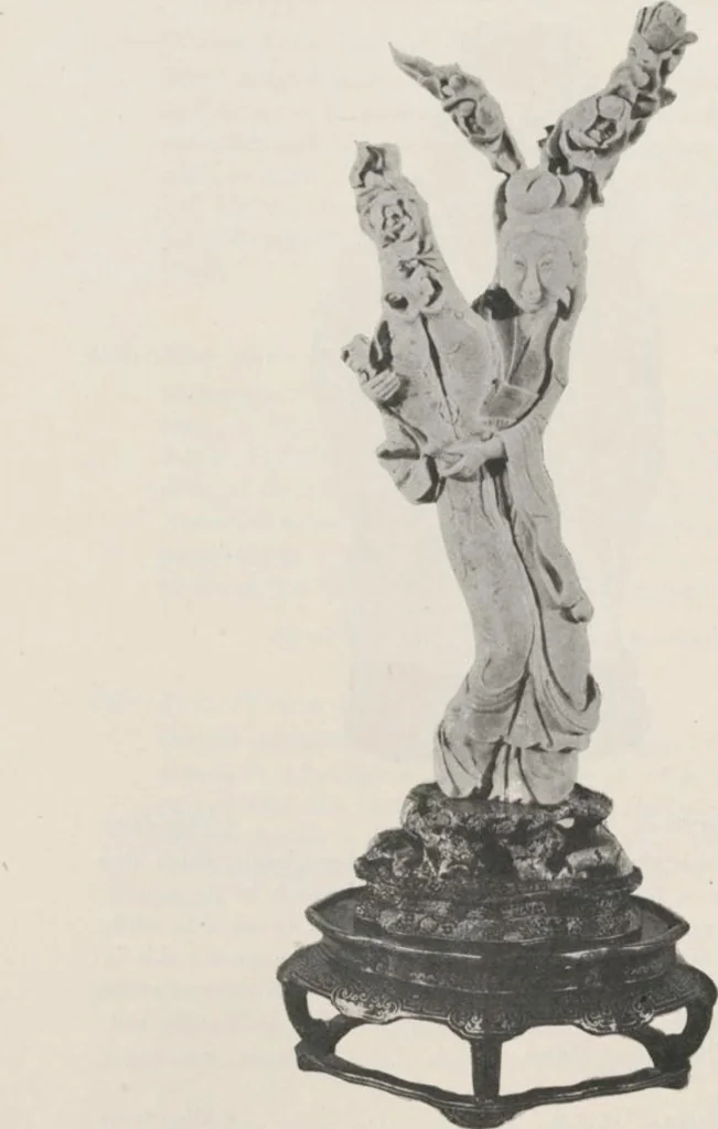 An illustration from Illustrated catalogue of an exceedingly important collection of artistic Oriental objects and decorative art, which the owners have been three years in assembling [electronic resource] : to be sold at unrestricted public sale by direction of the owners, the well-known house of Yamanaka & Co., New York, Japan, China, London, on the afternoons and evening herein stated, 1921, leaf 57