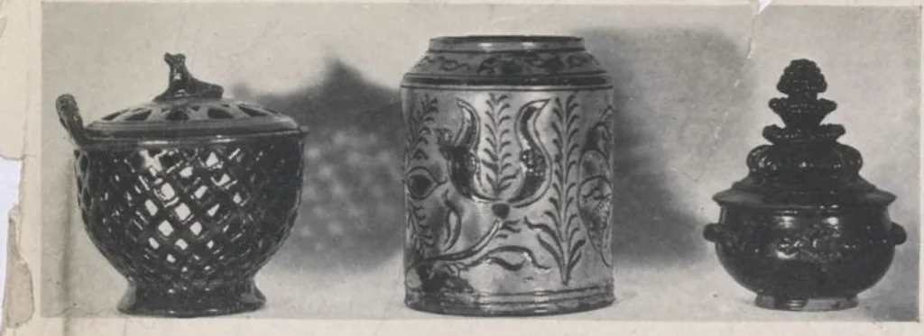 An illustration from The Jacob Paxson Temple collection of early American furniture and objects of art [electronic resource], 1922, leaf 30