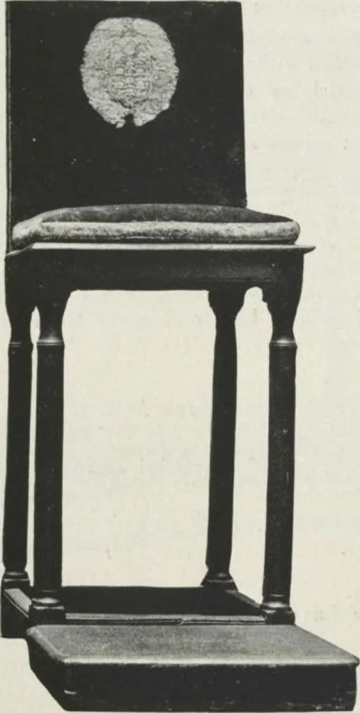 An illustration from Illustrated catalogue of the valuable collection of rare Gothic art and other artistic antique property belonging to the continental connoisseur and expert Henri S. de Souhami of Paris, acquired by him from Prince Henri de Faucigny Lucinge, Madame Lelong and other sources [electronic resource] : to be sold at unrestricted publi sale at the new American Art Galleries ... on the afternoons herein stated, 1922, leaf 113