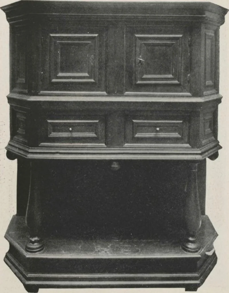 An illustration from Illustrated catalogue of the valuable collection of rare Gothic art and other artistic antique property belonging to the continental connoisseur and expert Henri S. de Souhami of Paris, acquired by him from Prince Henri de Faucigny Lucinge, Madame Lelong and other sources [electronic resource] : to be sold at unrestricted publi sale at the new American Art Galleries ... on the afternoons herein stated, 1922, leaf 168