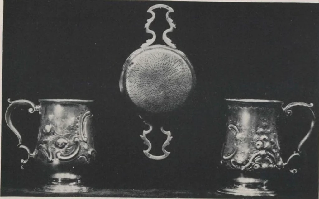 An illustration from Illustrated announcement of the sale by auction of the Jacob Paxson Temple collection of early American furniture and objects of art ... [electronic resource], 1922, leaf 255