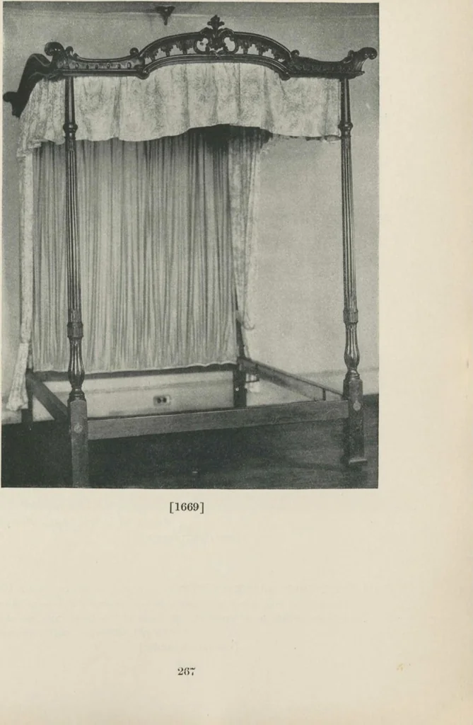 An illustration from Illustrated announcement of the sale by auction of the Jacob Paxson Temple collection of early American furniture and objects of art ... [electronic resource], 1922, leaf 281