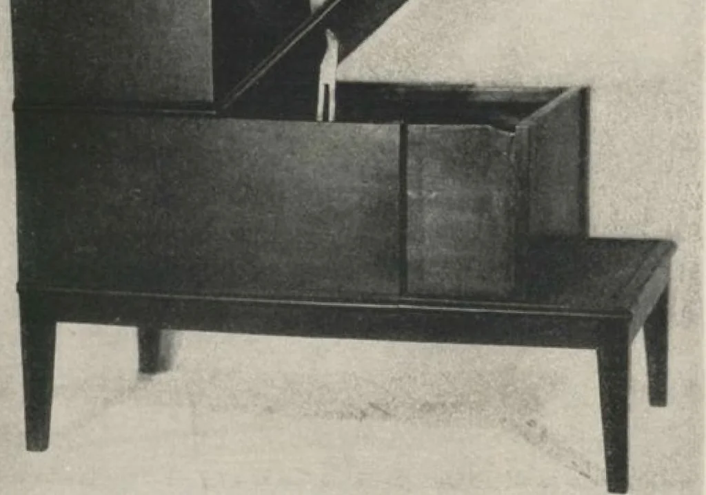 An illustration from Illustrated announcement of the sale by auction of the Jacob Paxson Temple collection of early American furniture and objects of art ... [electronic resource], 1922, leaf 80
