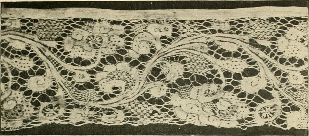 An illustration from Éléments de composition décorative; cent thêmes de décoration plane, 1912, leaf 236