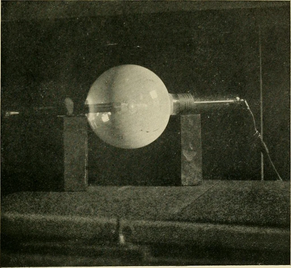 An illustration from Localization by X-rays and stereoscopy, 1916, leaf 20