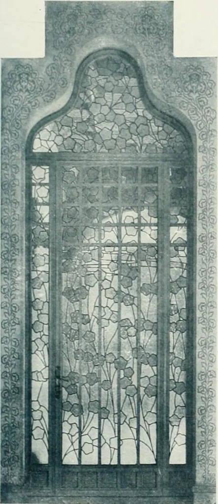 An illustration from L'oeuvre de Puig Cadafalch, architecte, 1896-1904 : architecture, décoration, mobilier, serrurerie, carrelages, &c, &, 1904, leaf 114