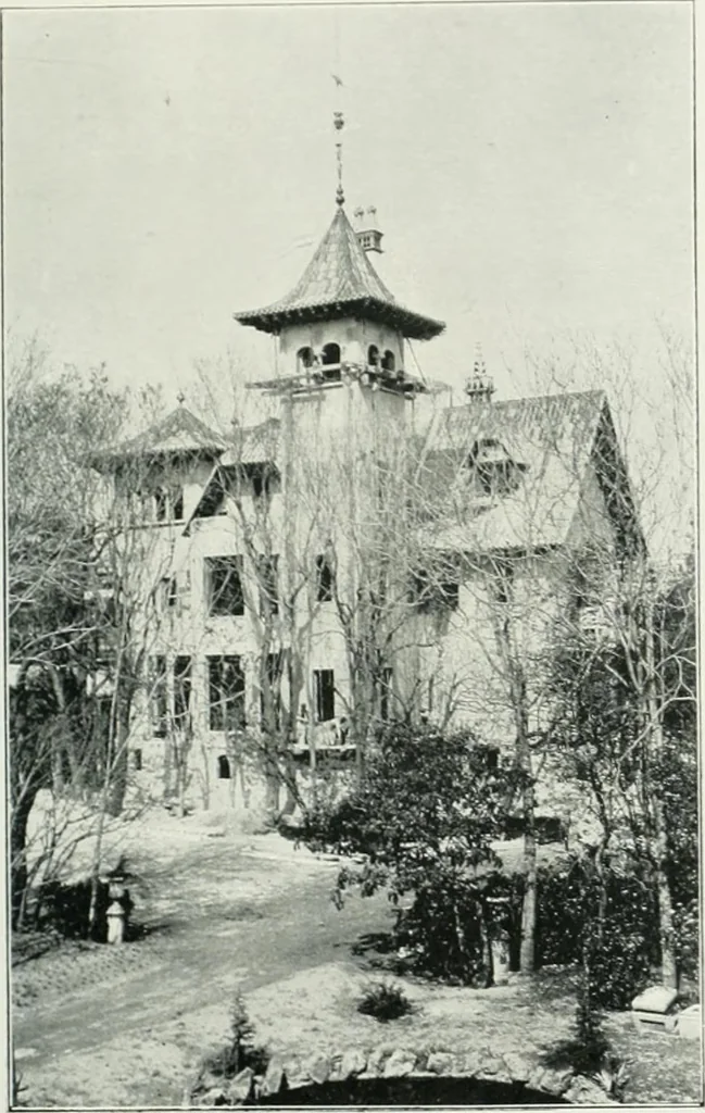 An illustration from L'oeuvre de Puig Cadafalch, architecte, 1896-1904 : architecture, décoration, mobilier, serrurerie, carrelages, &c, &, 1904, leaf 126