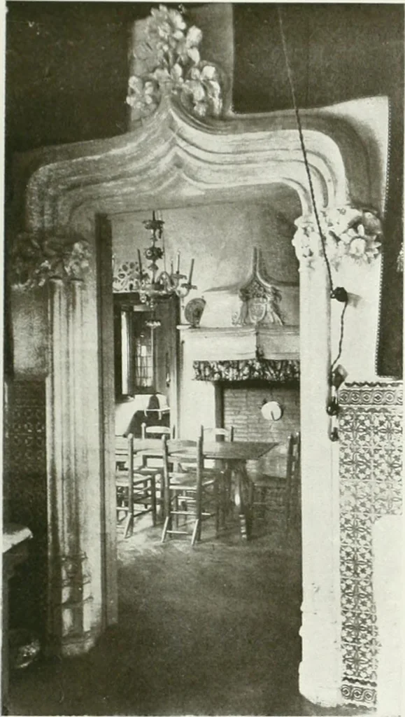 An illustration from L'oeuvre de Puig Cadafalch, architecte, 1896-1904 : architecture, décoration, mobilier, serrurerie, carrelages, &c, &, 1904, leaf 134