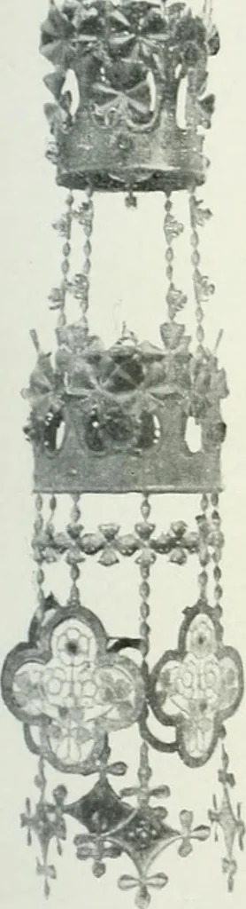 An illustration from L'oeuvre de Puig Cadafalch, architecte, 1896-1904 : architecture, décoration, mobilier, serrurerie, carrelages, &c, &, 1904, leaf 32