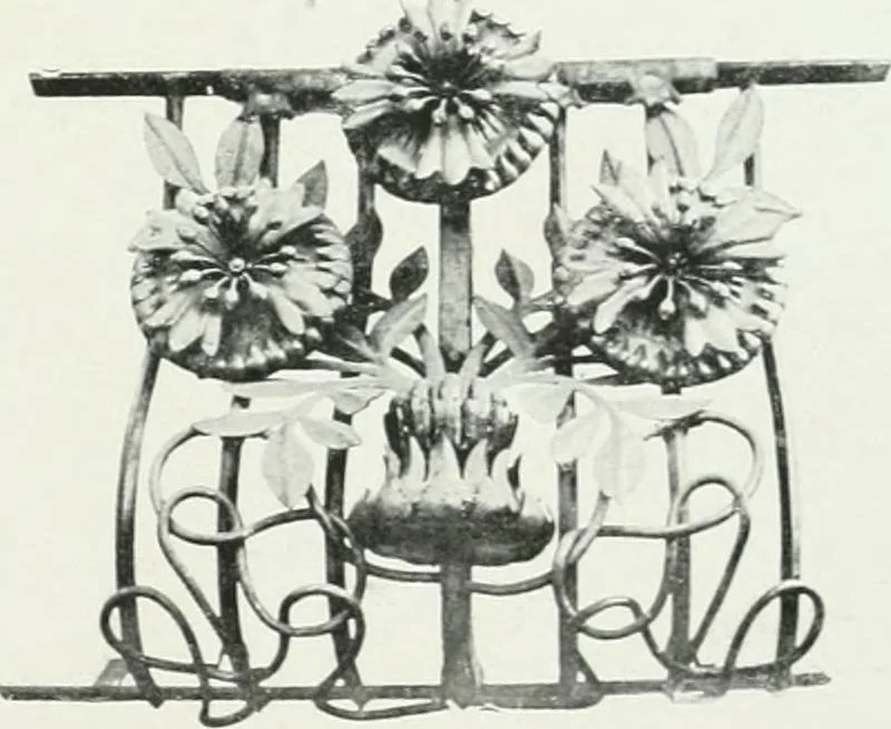 An illustration from L'oeuvre de Puig Cadafalch, architecte, 1896-1904 : architecture, décoration, mobilier, serrurerie, carrelages, &c, &, 1904, leaf 32