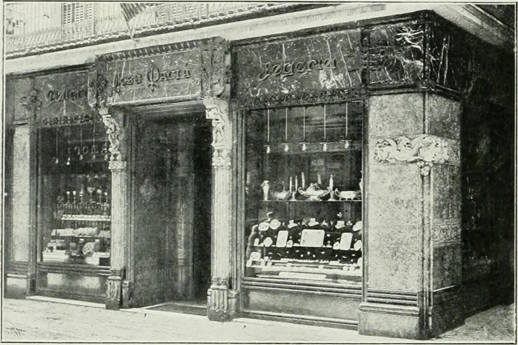 An illustration from L'oeuvre de Puig Cadafalch, architecte, 1896-1904 : architecture, décoration, mobilier, serrurerie, carrelages, &c, &, 1904, leaf 41