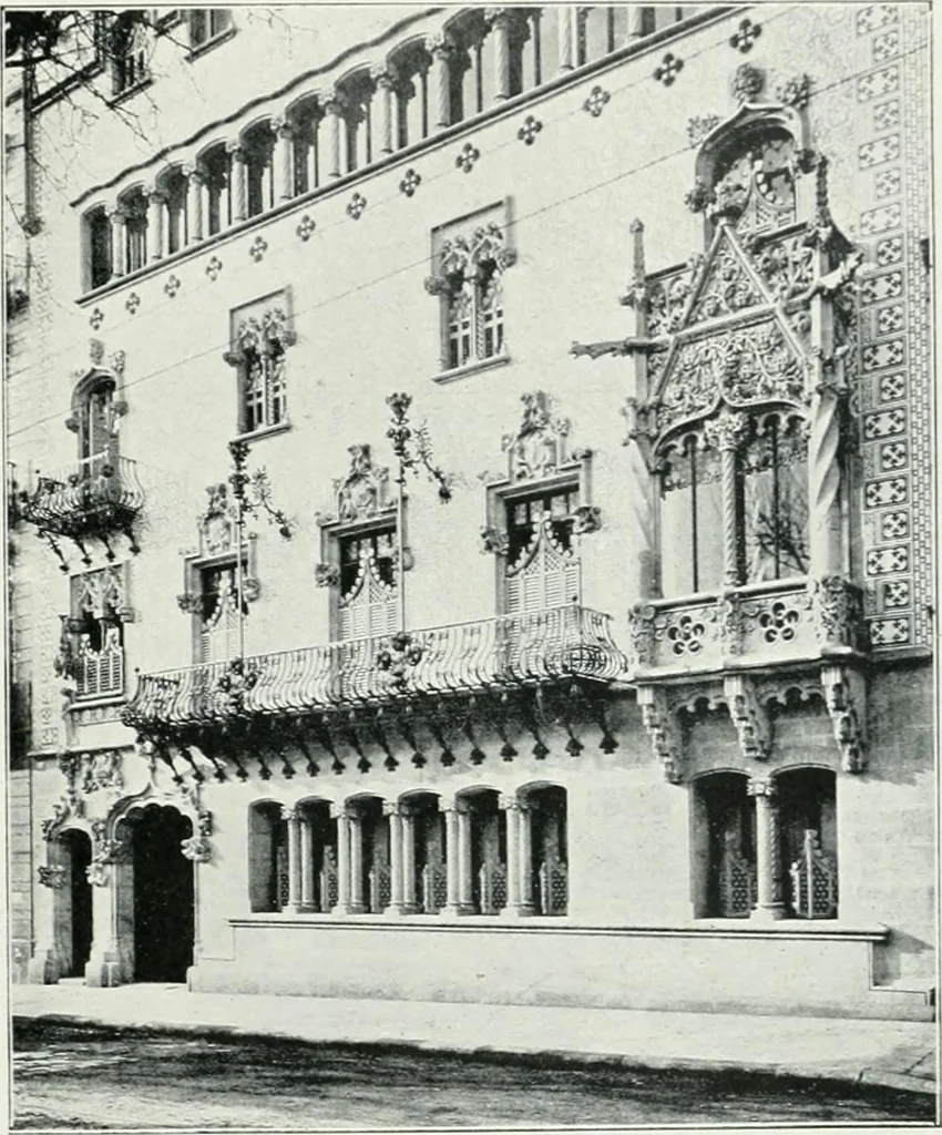 An illustration from L'oeuvre de Puig Cadafalch, architecte, 1896-1904 : architecture, décoration, mobilier, serrurerie, carrelages, &c, &, 1904, leaf 52