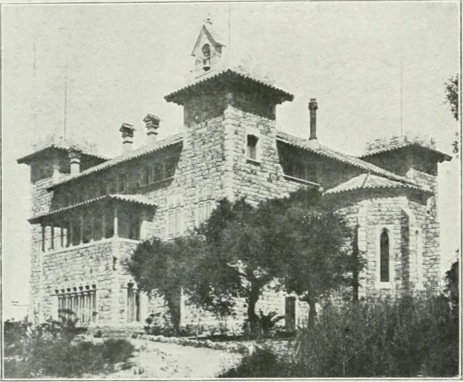 An illustration from L'oeuvre de Puig Cadafalch, architecte, 1896-1904 : architecture, décoration, mobilier, serrurerie, carrelages, &c, &, 1904, leaf 81