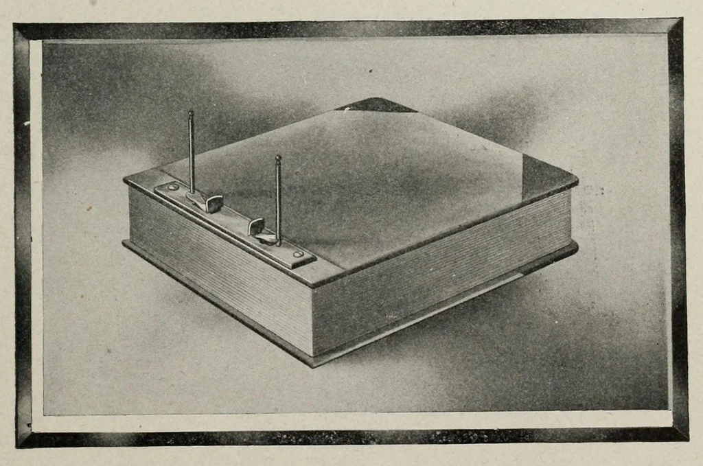 An illustration from Loose leaf books and systems for general business, 1907, leaf 169