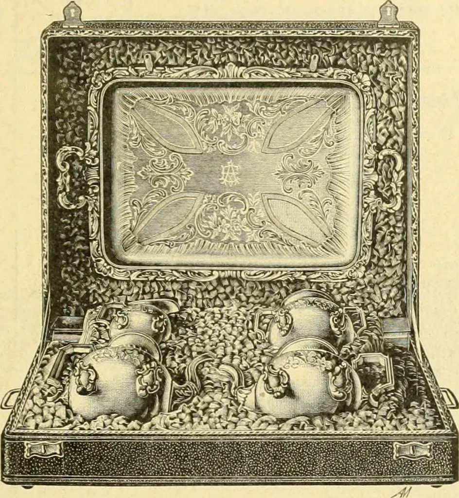 An illustration from L'orfevrerie d'Ercuis ... fonderies, laminoirs et ateliers d'orfevrerie, d'argenture et dorure a Ercuis (Oise)., 1911, leaf 118