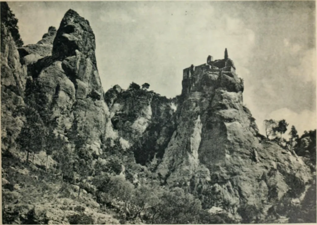 An illustration from Los religiosos en Cataluña durante la primera mitad del siglo 19, 1915, leaf 432
