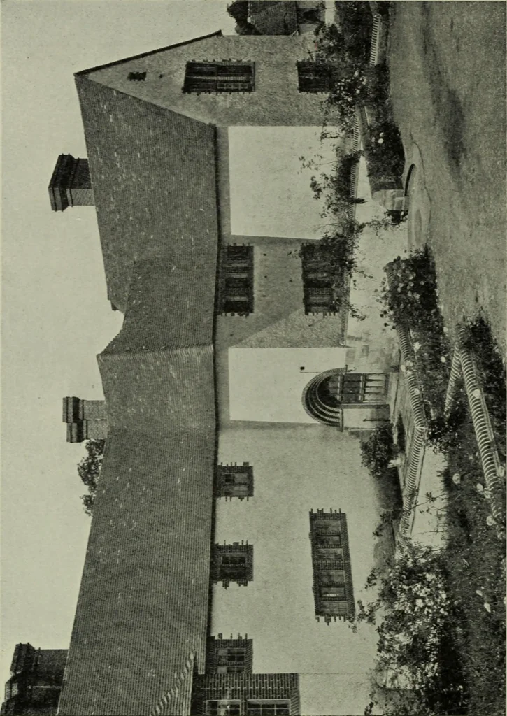 An illustration from Lutyens houses and gardens, 1921, leaf 107