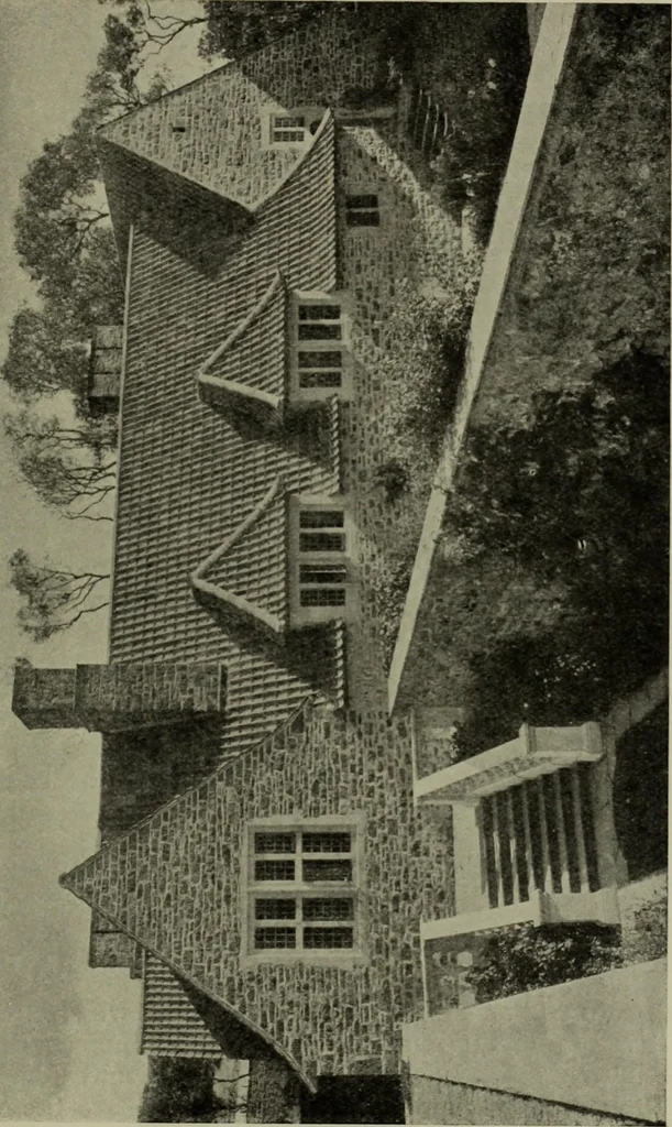 An illustration from Lutyens houses and gardens, 1921, leaf 142