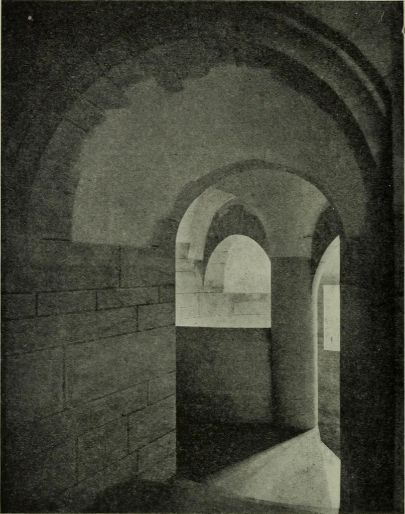 An illustration from Lutyens houses and gardens, 1921, leaf 143