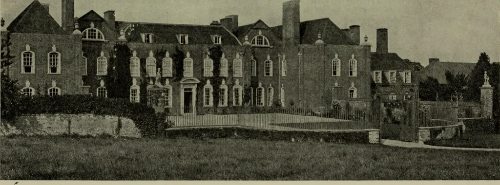 An illustration from Lutyens houses and gardens, 1921, leaf 146