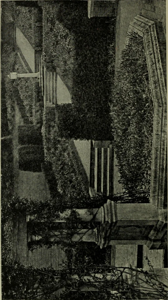 An illustration from Lutyens houses and gardens, 1921, leaf 17
