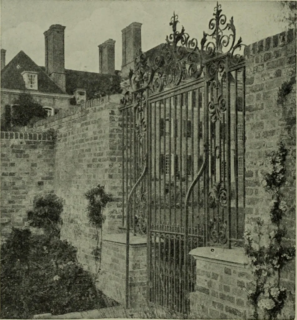 An illustration from Lutyens houses and gardens, 1921, leaf 173