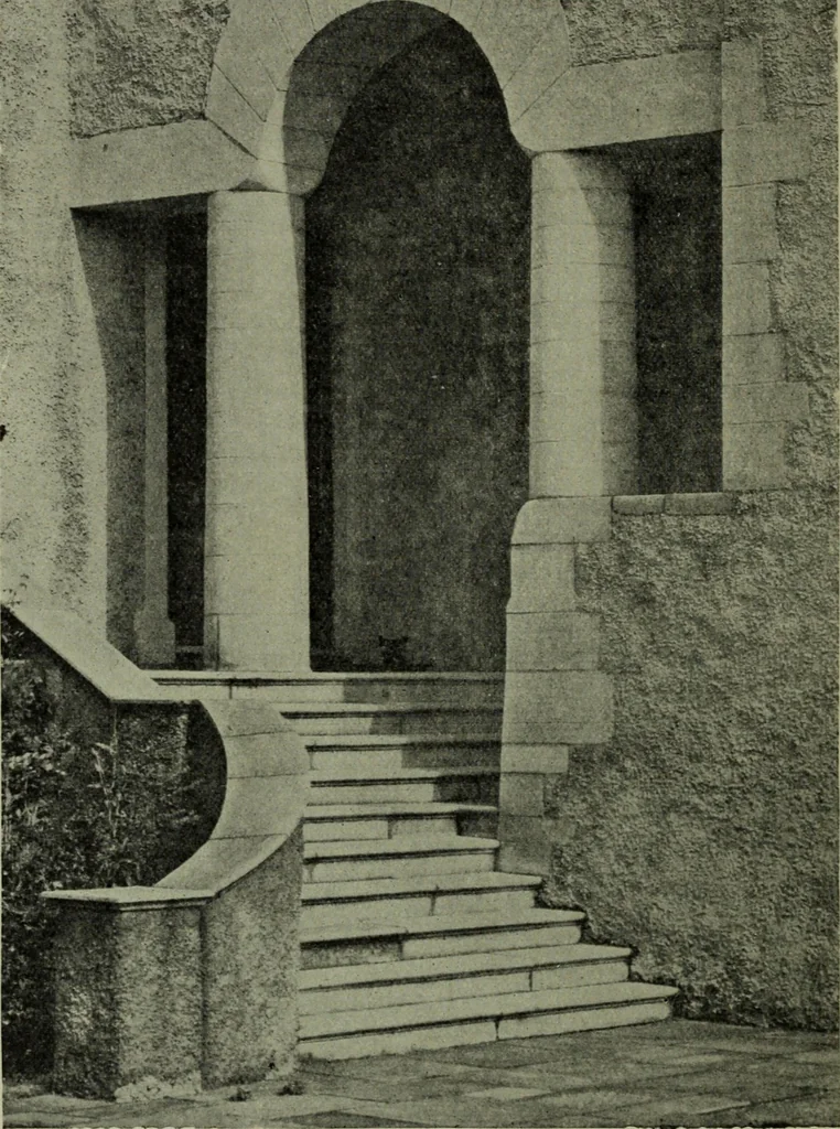 An illustration from Lutyens houses and gardens, 1921, leaf 183