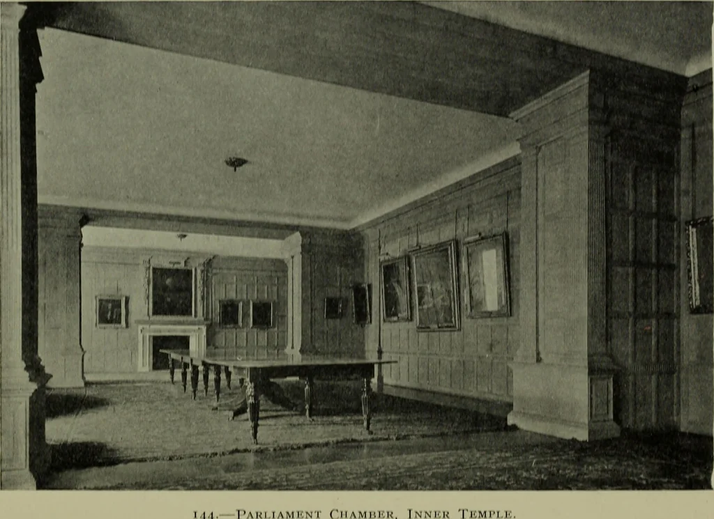 An illustration from Lutyens houses and gardens, 1921, leaf 207