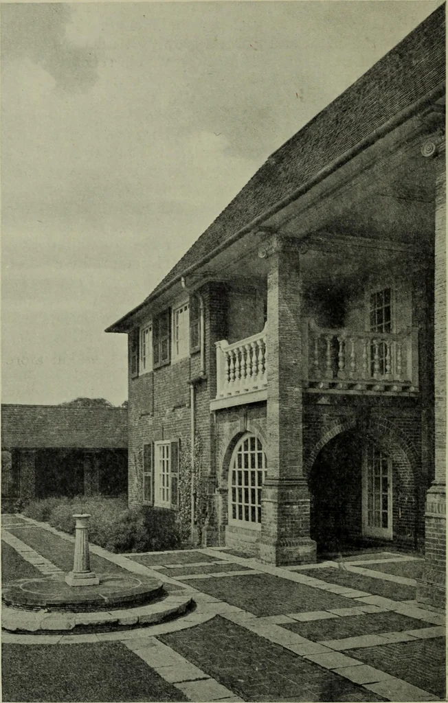 An illustration from Lutyens houses and gardens, 1921, leaf 21