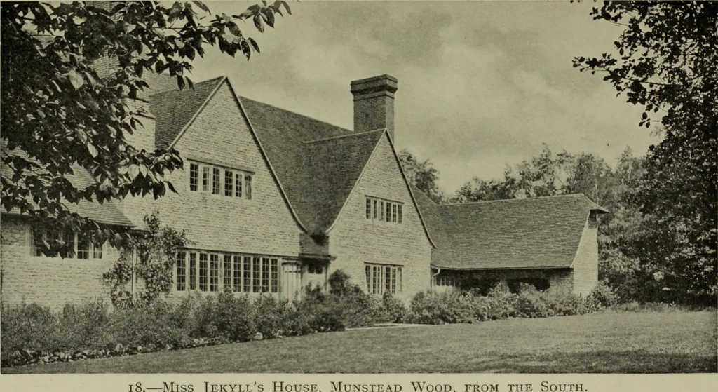 An illustration from Lutyens houses and gardens, 1921, leaf 40