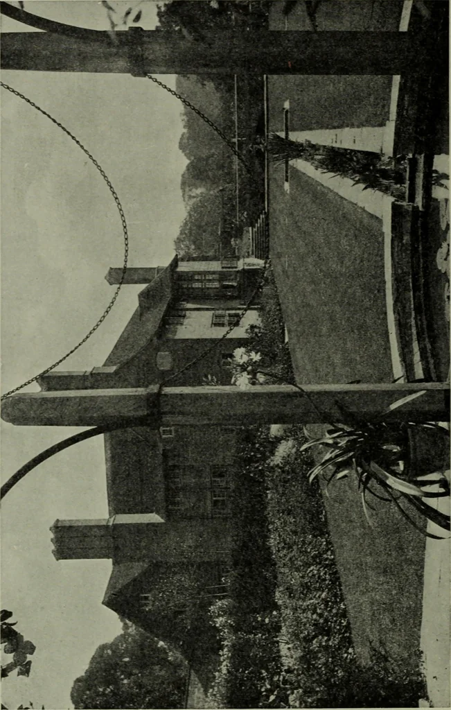 An illustration from Lutyens houses and gardens, 1921, leaf 59