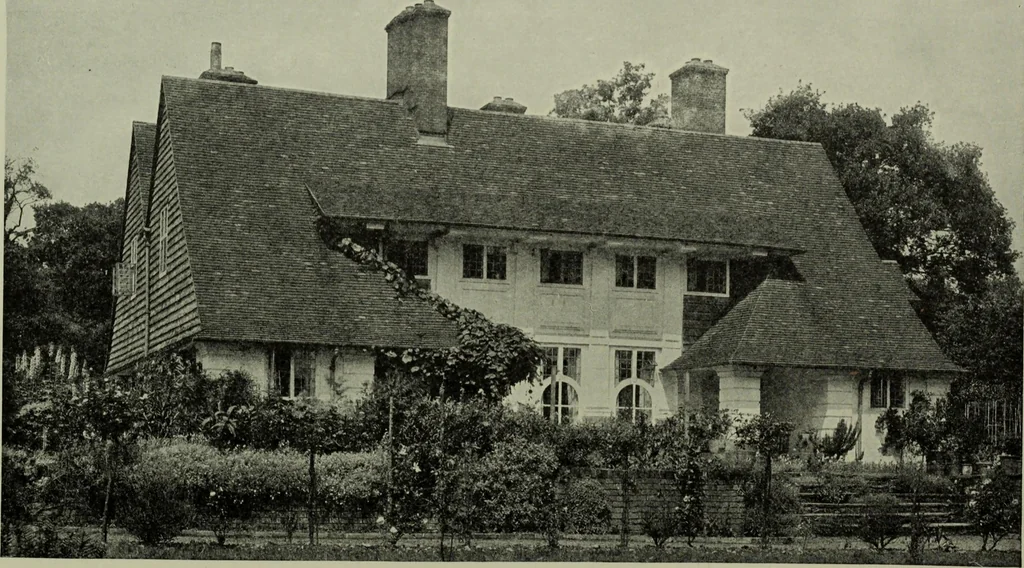 An illustration from Lutyens houses and gardens, 1921, leaf 63