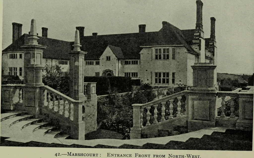 An illustration from Lutyens houses and gardens, 1921, leaf 69