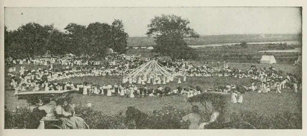 An illustration from Madison, "the four lake city," recreational survey.., 1915, leaf 39