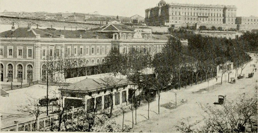 An illustration from Madrid : an historical description and handbook of the Spanish Capital, 1909, leaf 207