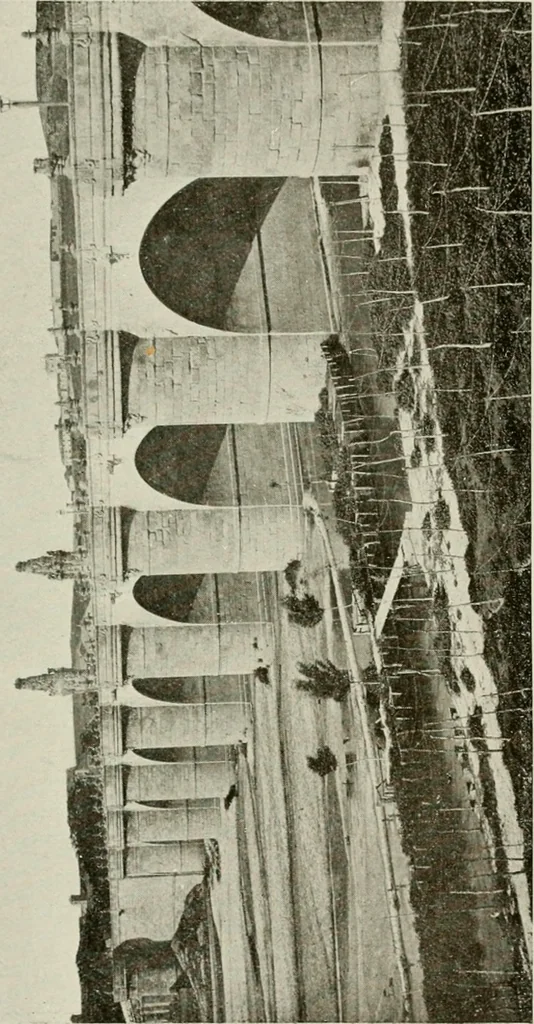 An illustration from Madrid : an historical description and handbook of the Spanish Capital, 1909, leaf 238
