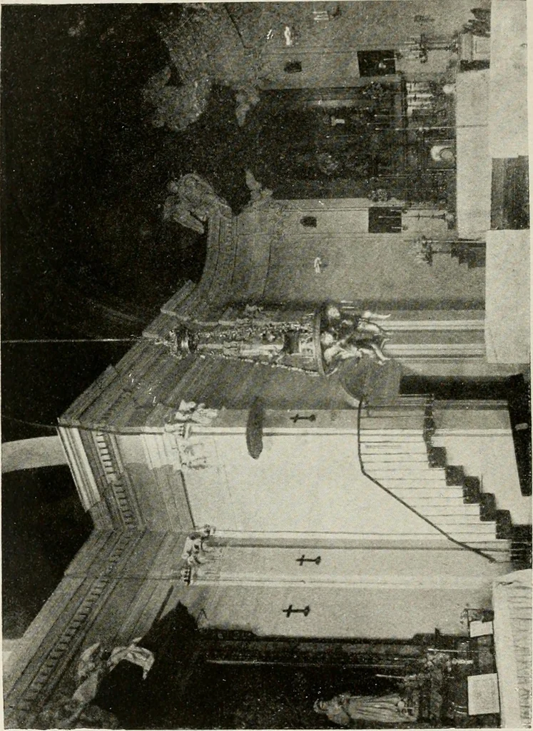 An illustration from Madrid : an historical description and handbook of the Spanish Capital, 1909, leaf 329