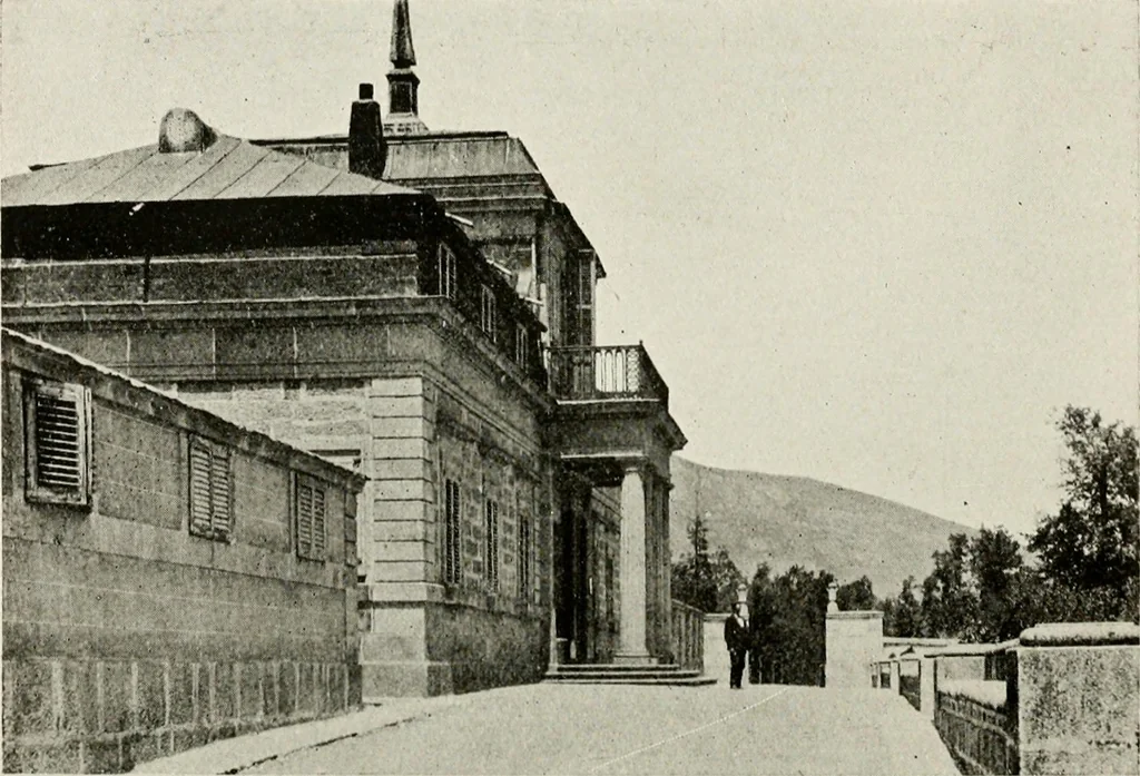 An illustration from Madrid : an historical description and handbook of the Spanish Capital, 1909, leaf 573
