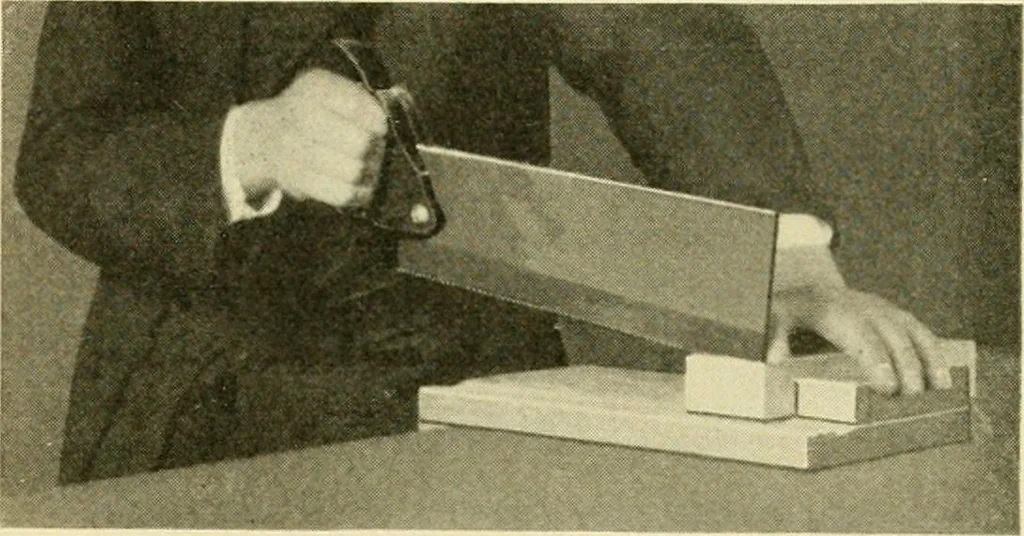 An illustration from Manual training for the rural schools; a group of farm and farm home woodworking problems, 1916, leaf 10