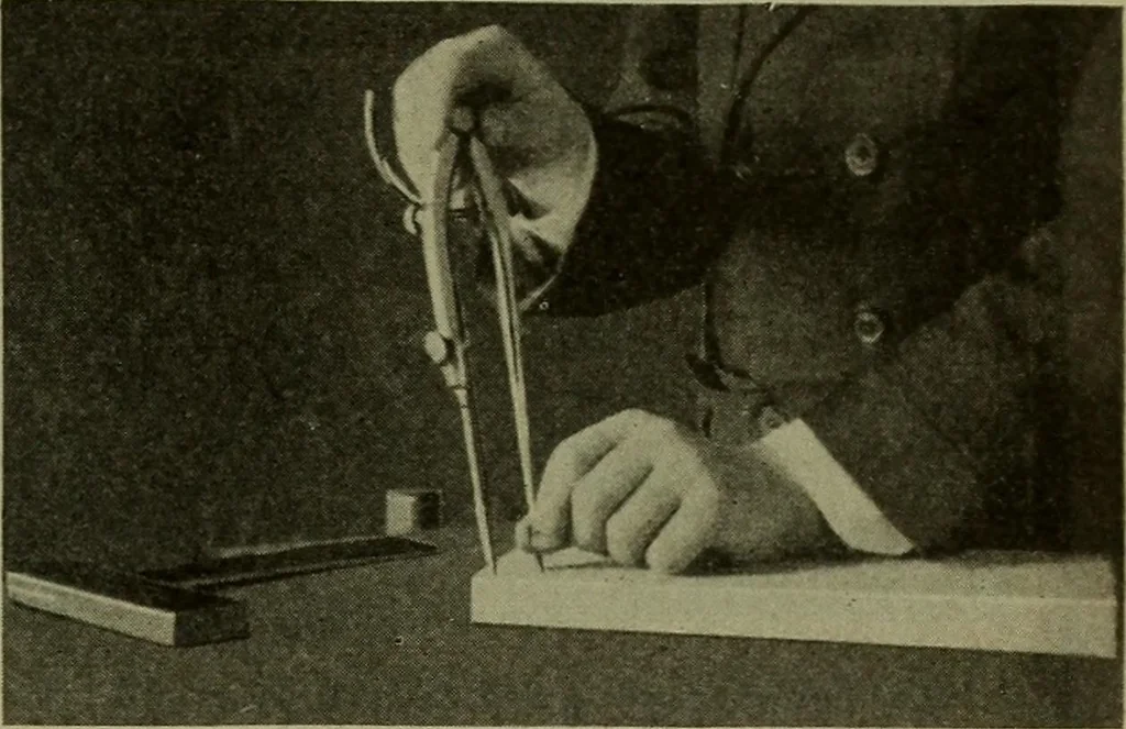 An illustration from Manual training for the rural schools; a group of farm and farm home woodworking problems, 1922, leaf 14