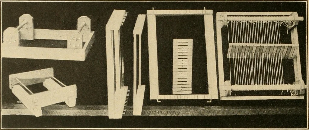 An illustration from Manual training--play problems; constructive work for boys and girls based on the play interest, 1917, leaf 113