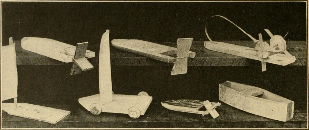 An illustration from Manual training--play problems; constructive work for boys and girls based on the play interest, 1917, leaf 57